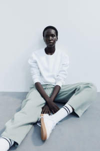 100% haute qualité français éponge matériel Baggy pantalon surdimensionné couleur verte plaine blanc personnalisé broderie Logo Baggy pantalon - Product Image 2