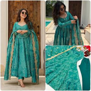 Conjunto de Dos Piezas de Seda Banarasi Pura, Estilo Anarkali, con Dupatta y Pantalón, Secado Rápido, Largo Midi, para Fiesta, Bollywood, Salwar, Verano e Invierno - Product Image 4