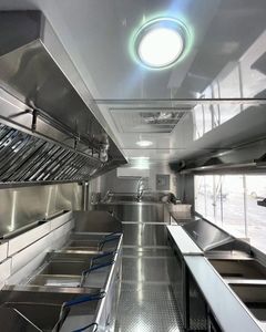 Nuevo camión de comida de cocina móvil de remolque de furgoneta de carga cerrada de acero galvanizado para restaurantes a la venta en EE. UU. - Product Image 5
