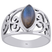Superbe bague classique oxydée avec travail artisanal Jali, pierre précieuse grenat de forme marquise, bijou en laiton plaqué argent