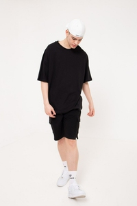 사용자 정의 컬러 % 100 코 튼 캐주얼 도시 <span class=keywords><strong>Streetwear</strong></span> OEM 항목 도매 2023 남자의 대형 맞는 드롭 어깨 t-셔츠 곡선 밑단 - Product Image 2