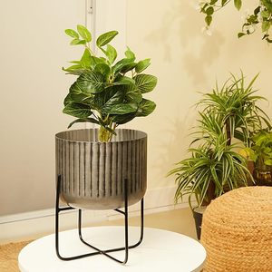 Maceta redonda de metal de lujo hecha a mano con soporte para decoración de sala de estar y decoración de jardín - Product Image 3