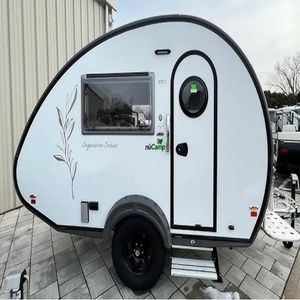 Caravane de voyage moderne en forme de larme, pliable, mini-caravane, en acier inoxydable, avec cuisine coulissante pour le camping hors route - Product Image 1