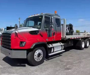 À vendre : Camion plateau d'occasion Freightliner S 114SD à double essieu, 20 pieds ou 24 pieds - 410 CV, boîte Allison 6 vitesses, prêt à l'exportation mondiale - Product Image 3
