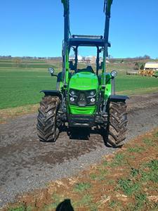 รถแทรคเตอร์สำหรับเดิน4080E Deutz-fahr ใช้80HP พลังงานที่ได้รับการจัดอันดับพร้อมส่วนประกอบหลักรวมถึงกระปุกเกียร์และปั๊ม - Product Image 2