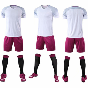 Maillot de football vierge et shorts uniformes d'équipe de football costume d'entraînement pour enfants adultes vêtements de sport à manches courtes uniformes personnalisés - Product Image 6