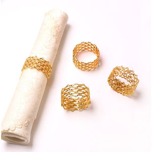 แหวนผ้าเช็ดปากโลหะกลวงรูปเรขาคณิตสีเงินที่ใส่ผ้าเช็ดปากหรูหราสำหรับงานแต่งงานงานเลี้ยงทานอาหาร - Product Image 4