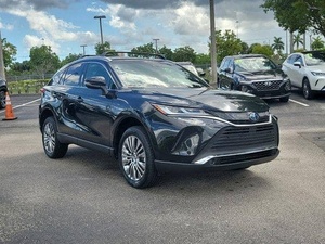 NOUVEAU 2025 TOYOTA VENZA XLE TOUTES ROUES MOTRICES 4X4 hybride, hybride premium essence/électrique V6 TURBO - TRANSMISSION AUTOMATIQUE - Product Image 4