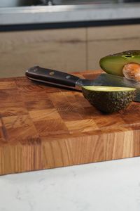 Tabla de Cortar de Madera de Grado Restaurante para Uso Intenso, Disponible al por Mayor a Precios Asequibles - Product Image 6