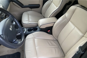 USED READY TO DRIVE LEFT-HAND DRIVE | RIGHT HAND DRIVE | 2010 HUMMERRSS H3 - Product Image 5