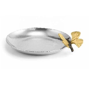 Plato para servir de acero inoxidable y latón texturizado a mano con diseño de mariposa, Ideal para aperitivos, ensaladas, regalos y uso doméstico - Product Image 1
