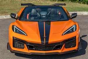 Corvette Z06 Cabriolet 3LZ 2023, V8 de 670 ch, Pack Performance Z07, Jantes en Fibre de Carbone - Product Image 2