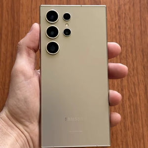 Samsung Galaxy S24 Ultra 5G 12 Go de RAM 512 Go - 1 To 6,8 pouces AMOLED 2X QHD+ 5G Smartphone 100% neuf - Product Image 4