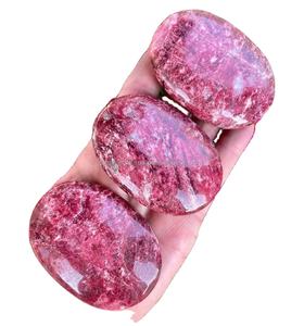 Pierre de palmier en thulite de haute qualité naturelle, cristal semi-précieux, sphère pour la guérison par le reiki, la méditation, le feng shui, rose, Inde - Product Image 1