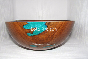 Cuenco Decorativo Artesanal Ecológico de Estilo Americano en Madera y Resina con Diseño Único de Incrustaciones, Resina Azul Vibrante para Fiestas - Product Image 5