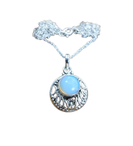 Bijoux en pierres précieuses opalite laiteuse pour femmes argent Boho Style pendentif bijoux 925 en argent Sterling tendance pendentif fait main - Product Image 1