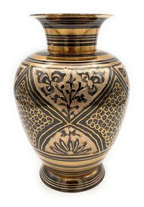 Jarrón de Flores de Latón Individual para Decoración de Mesa en Tamaños Personalizados, Decoración de Mesa de Latón, Jarrón de Flores de Latón Hecho a Mano - Product Image 6