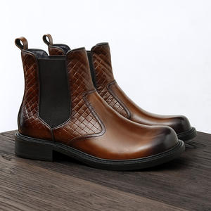 Bottes en cuir d'agneau marron de luxe, au-dessus du genou, avec surface imperméable et doublure anti-odeur, pour le froid et les occasions formelles - Product Image 2