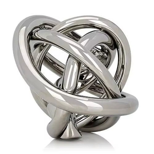 Sculpture métallique élégante pour un décor luxueux mettant en valeur un design créatif, une surface de qualité supérieure, idéale pour les maisons et les bureaux élégants - Product Image 1