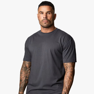 T-shirt de sport à manches courtes respirant à séchage rapide en polyester 100% personnalisé de haute qualité pour hommes - Product Image 1