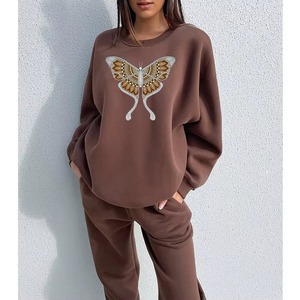 Survêtement confortable pour femme Slim Fit Sweat à capuche à manches longues et ensemble de jogging pour se détendre au quotidien - Product Image 1