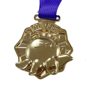 Venta Directa de Fábrica, Medalla Personalizada para Eventos, Bañada en Oro, con Cinta Roja y Blanca, Temática Deportiva, Regalo Promocional - Product Image 1