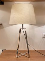 Lampe de table en métal de style moderne, LED, électrique, AC 220V, haute qualité, fournitures en gros, prix bas, utilisation hôtelière, décoration, PineCraft