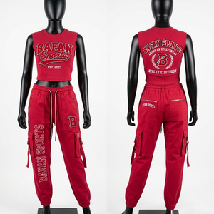 Conjunto de Top Corto sin Mangas y Pantalones Cargo Rojos de Felpa de Algodón Premium de 300 GSM para Mujer, Conjunto con Logotipo Personalizado - Product Image 6