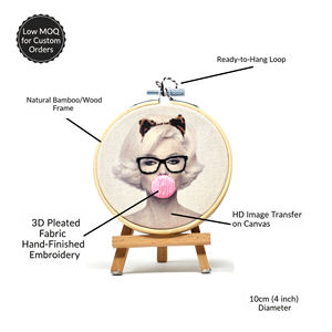 Cerceau de broderie Pop Art moderne fait main – 10 cm en bambou et coton bio – Motif 3D Bubblegum - Product Image 5