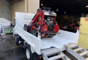 Mini Combo PLUS! Camión Volquete Fuso + Excavadora de 1.7 Toneladas + Minicargadora de Orugas de 25 HP - Product Image 4