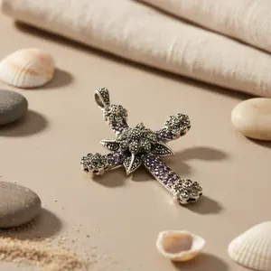 Colgante de Amatista de Cuarzo Blanco Religioso Chapado en Rodio para Mujer - Product Image 1