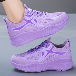 Baskets de sport souples et confortables pour homme en maille à lacets, couleur nude, idéales pour la course, la gym et le fitness, légères, parfaites pour l'été. - Product Image 4