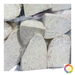 Trozos de taro ceroso amarillo congelado IQF con carne dorada, ideal para hervir, freír o platos de postre - Product Image 1