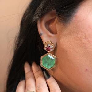 Collier Gajaah en argent 925 « La Terrasse du Nizam », un collier de mariée royal avec émeraude, rubis et diamants Polki pour femmes, occasions spéciales - Product Image 3