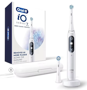 Cepillo de Dientes Eléctrico Recargable de la Serie IO 9 de Calidad Superior, Resistente al Agua IPX7, Cerdas Medianas, Color Negro Cósmico, 4 Cabezales de Repuesto, Inalámbrico/USB - Product Image 1