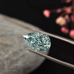 Diamante Verde Cultivado en Laboratorio con Certificación IGI, Corte Pera, 1.00 - 4.00 CT, VS1 - VS2, Suelto para Joyería - Product Image 1