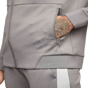 ชุดวอร์มสำหรับเล่นยิมของผู้ชายชุดออกกำลังกายแบบแข็งระบายอากาศได้สำหรับบริการผลิตในฤดูหนาวโลโก้ตามสั่ง - Product Image 4