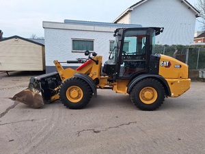 Cargadora de Ruedas CAT 906 con 1288 Horas de Uso, Motor EPA con Caja de Cambios y Bomba - Product Image 2