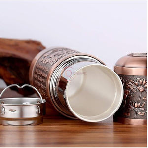 Export Quality Pure Metal Copper <b>Bottle</b> Embossed Design for Drinking Water From India Copper Water <b>Bottle</b> for Sale Drinkware - Product Image 4