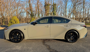 LEXUS IS 500 F Sport Performance Premium d'occasion 2025 - Product Image 2