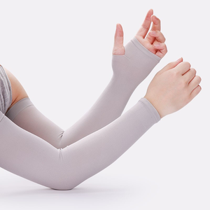 Housses de compression élastiques en coton durable pour les coureurs avec protection solaire extérieure - Product Image 2