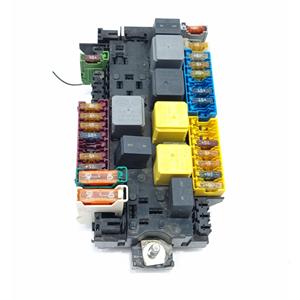 Boîtier de commande porte-fusibles MERCEDES Classe B W246 2ème Série A2469060093 OM 607.951 Diesel 1500 (12>) - Product Image 3