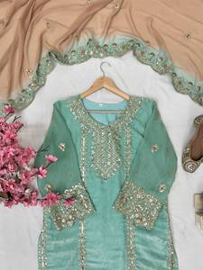 Nuevo Salwar Kameez de Diseñador para Fiestas, Dhoti Dupatta con Bordado, Última Moda India, Verano, Corte Ajustado, Reversible, Secado Rápido, Venta al por Mayor - Product Image 4