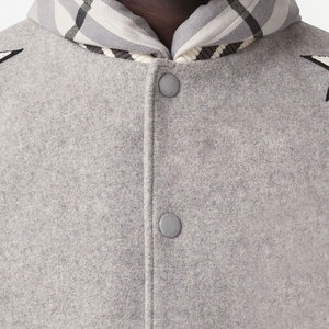 Vestes pour hommes en toile personnalisée de haute qualité Nouveaux vêtements décontractés polyvalents élégants avec col montant Vente en gros - Product Image 4