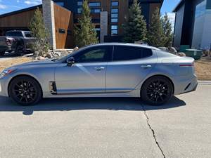 KIA STINGER TRIBUTE EDITION AWD 2023 d'occasion, conduite à gauche/droite - Product Image 2