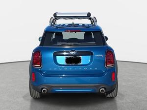 MINI Countryman Cooper S 2023, moteur 4 cylindres, essence, automatique, berline à hayon, 5 places - Product Image 3