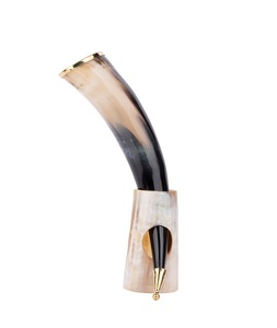 CUERNO DE BEBER VIKING NATURAL CON SOPORTE DE CUERNO EN BRUTO POR F S ARTESANÍA NATURAL DE ÁGATA INTERNACIONAL - Product Image 4