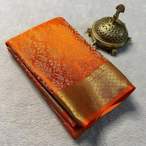 Hermosos Saris de Seda Brocada Pura de Mysore para Mujer, para Fiestas de Invierno - Product Image 1