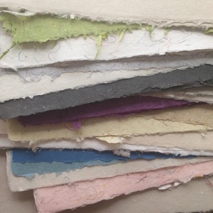 Hecho a mano 10 hojas 11x14 Imperfect Fairy Style UV y papel impreso en offset - Product Image 5