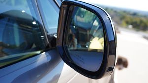 แลนด์โรเวอร์ เรนจ์โรเวอร์ สปอร์ต P530 SE ปี 2023 วิ่ง 650 ไมล์ เครื่องยนต์ทวินเทอร์โบ V8 ขับเคลื่อนสี่ล้อ พร้อมชุดอัพเกรดภายในสีอ่อน รุ่นพวงมาลัยซ้าย ขาย - Product Image 5